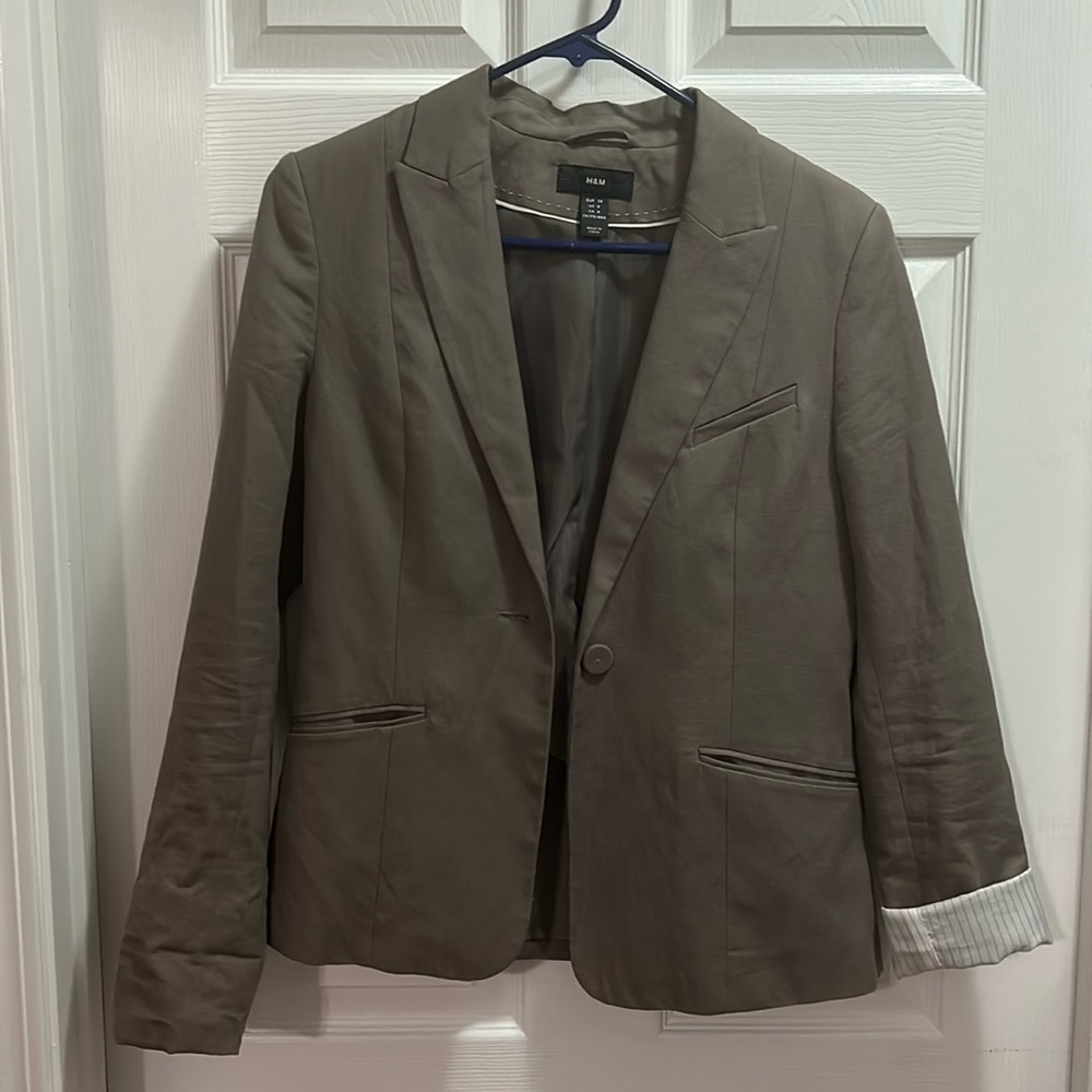 H&M taupe blazer